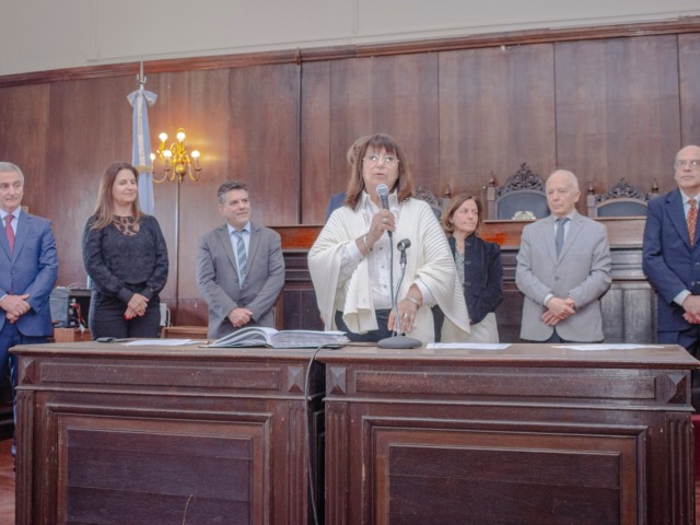 Juramento de magistrados en el Departamento Judicial Azul